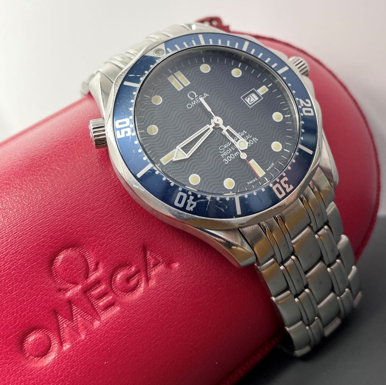 OMEGA Watch Repairs (inc Battery) & Full Service Certified Service