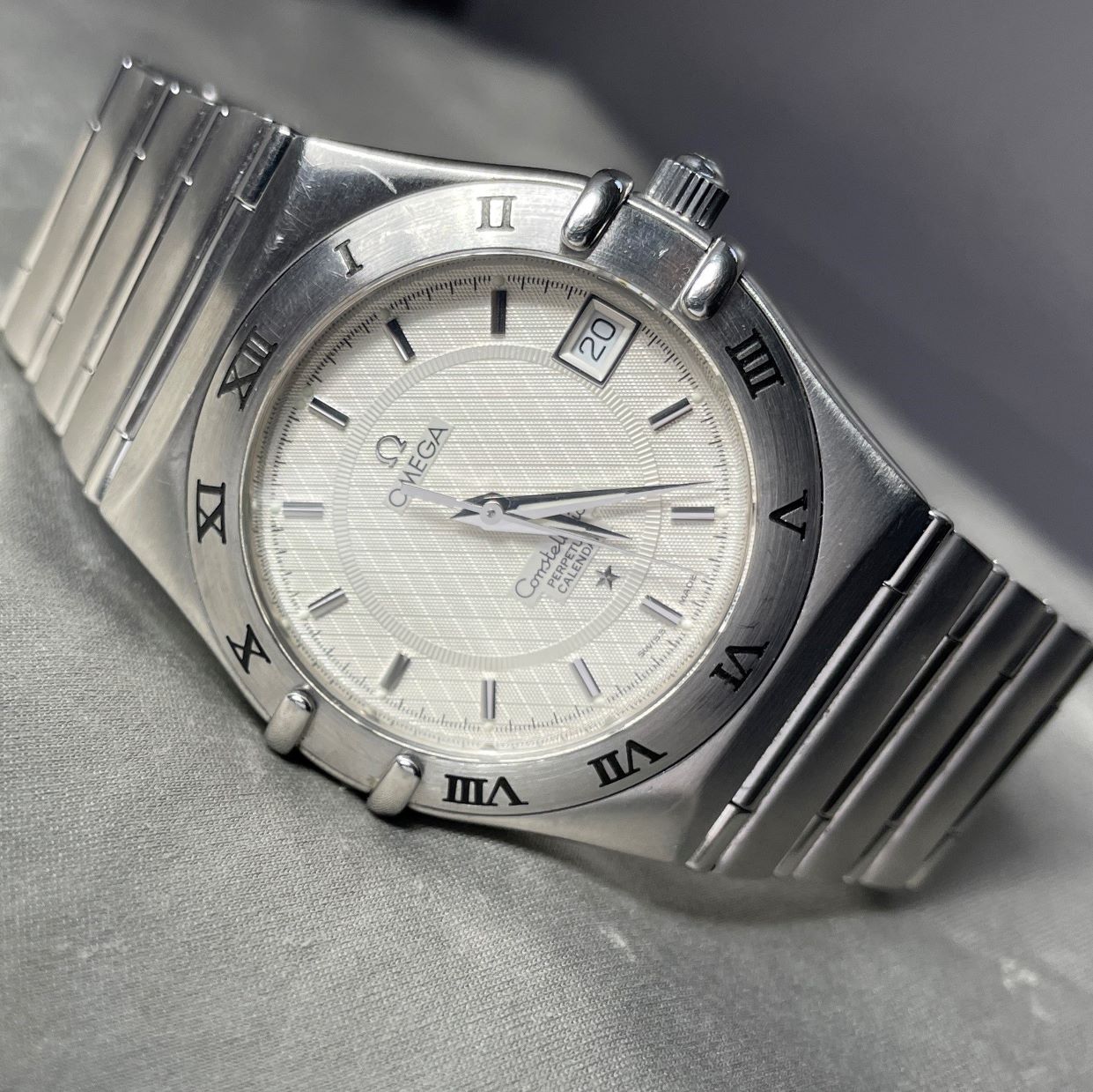 Watch Repairs (inc Battery Replacement) & Full Service and Onsite